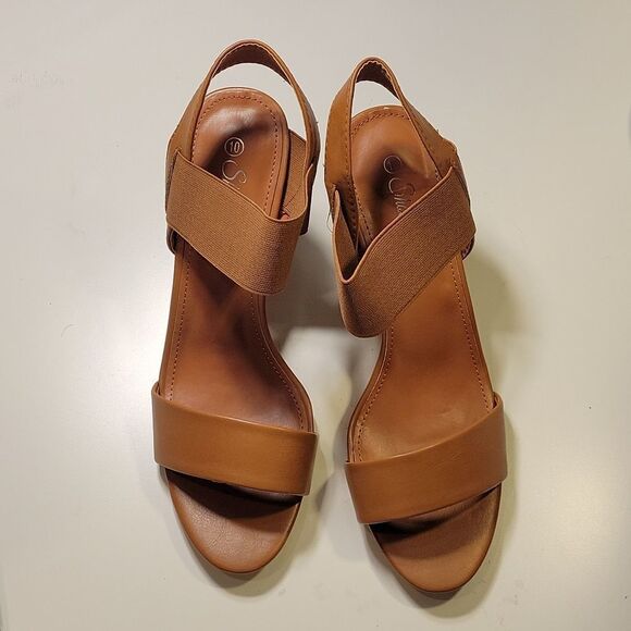 BRAND NEW HERSTYLE SL-MULYRA CHUNCKY HEEL SANDAL - Picture 3 of 16